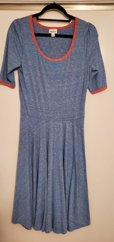 Lularoe Nicole Large ultra comfy dress.